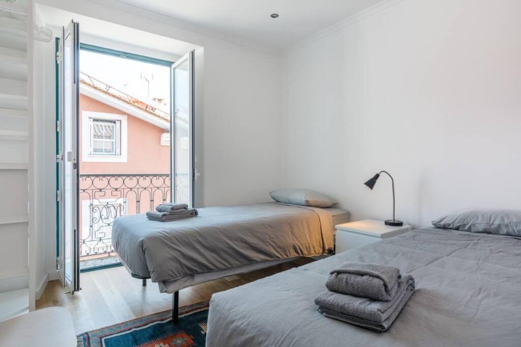 Beautiful With View Of The Tagus River Lejlighed