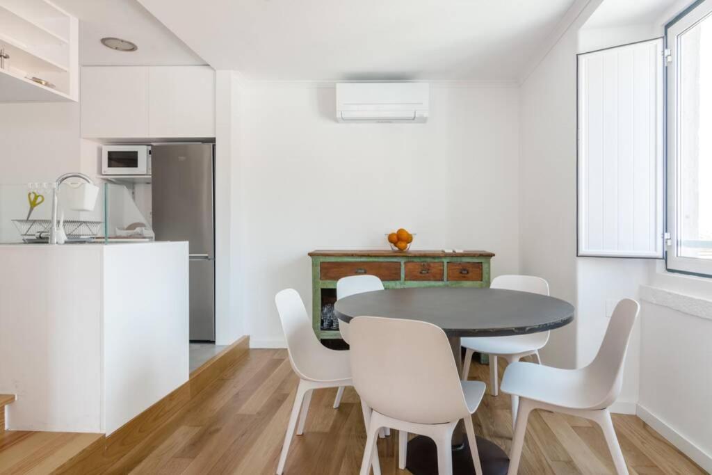 Apartment Beautiful With View Of The Tagus River Lissabon